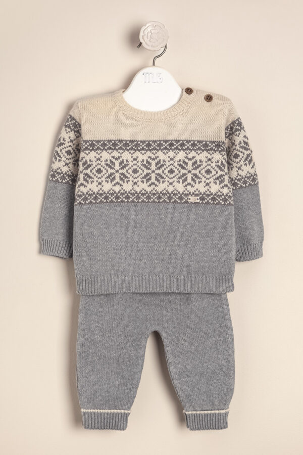 conjunto de sweater con jacquard