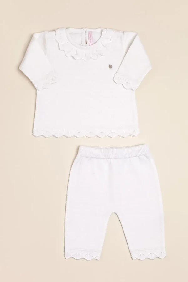Conjunto de sweater con volado de onditas en el escote y pantalon Lia