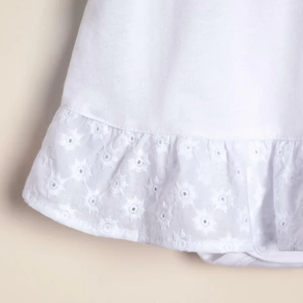 Body vestido de algodón combinado con broderie de algodón y dije de nacar Anto