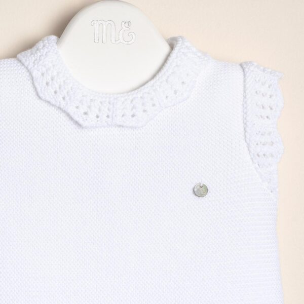 Conjunto de Santa Clara con cuello calado