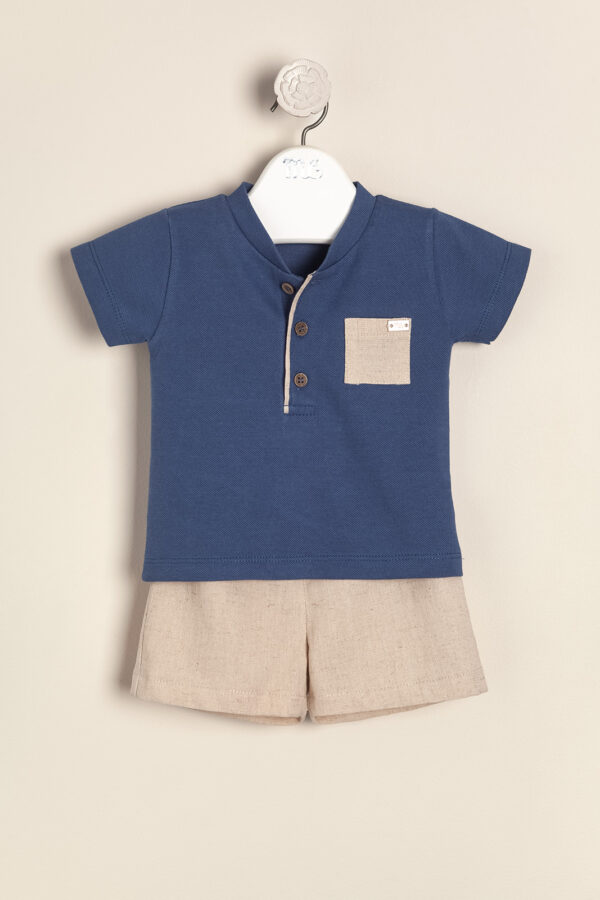 Conjunto de remera en pique de algodón con bermuda de lino Vito