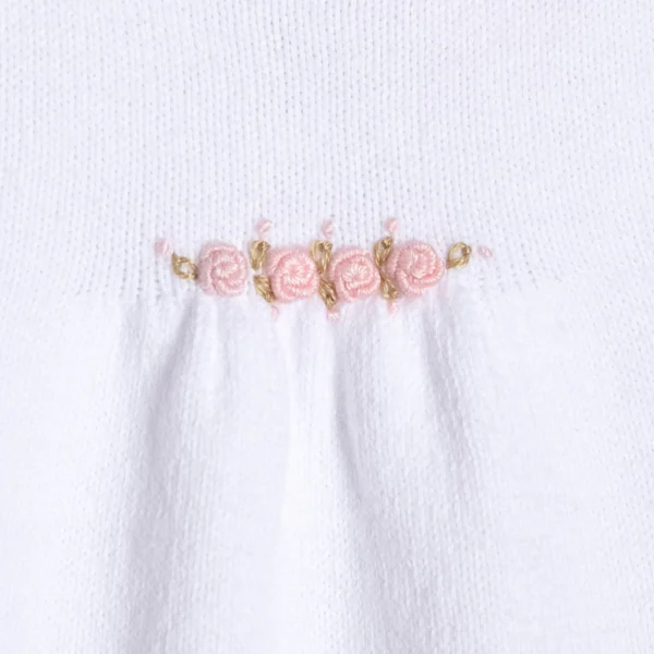 Enterito de algodón bordado a mano con detalle de frunce en las piernas Juillet