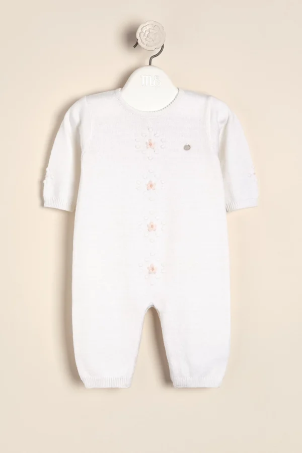 Enterito tejido con rombos de motitas bordado a mano Anna