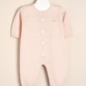 Enterito tejido con rombos de motitas bordado a mano Anna